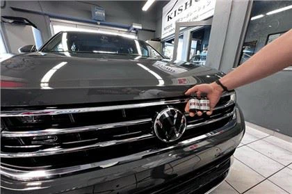 Auto paint keramické povlakovanie alebo voskovanie